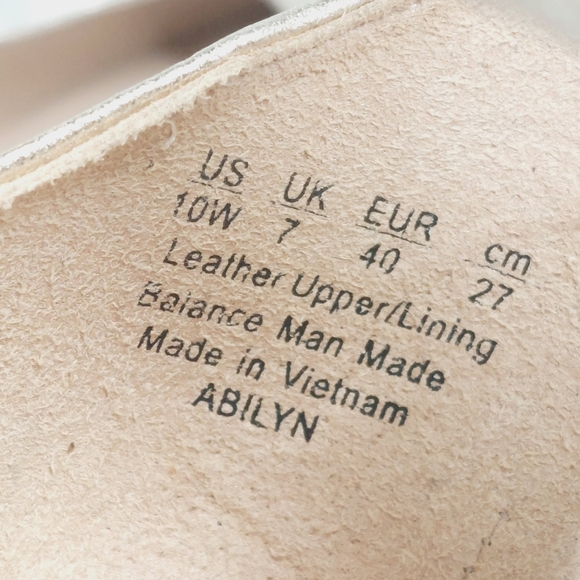 NEW Naturalizer 27 Edit Abilyn Wide Gold Leather Pointed Toe Heels H579 - Picture 11 of 16